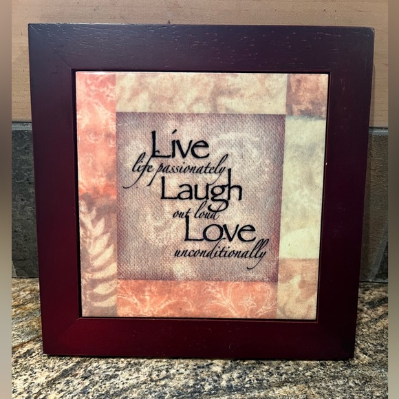 Trivet - Live love laugh - can be hung on the wall or placed on counter. - Picture 1 of 5